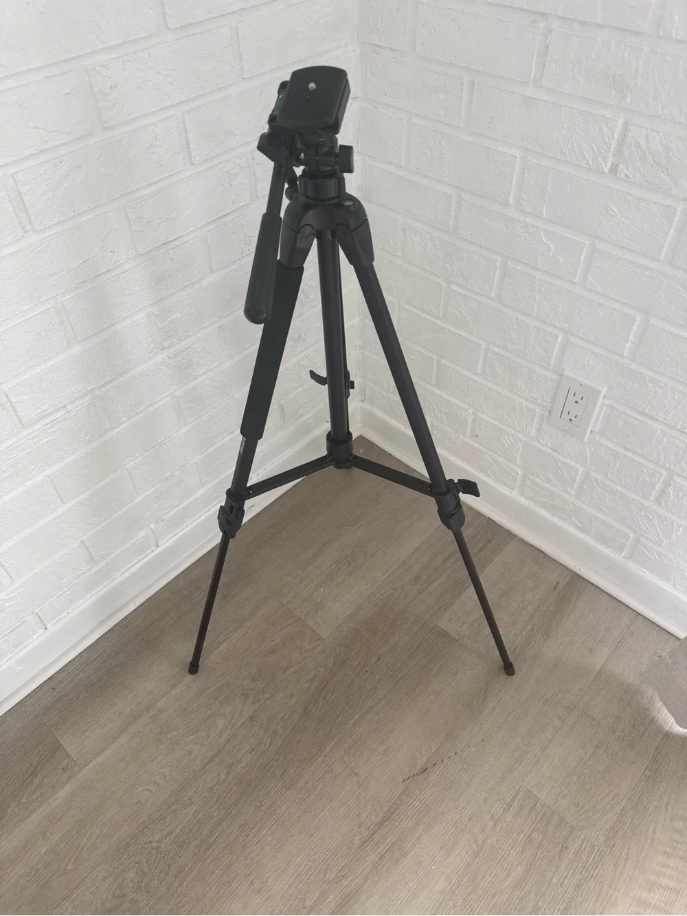 Amazon Black Camera Tripod with Pan-Handle Head
